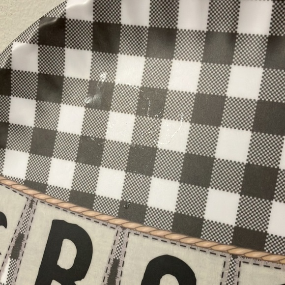 SHABBY CHIC PRE OWNED SET OF 8 BOO Black BUFFALO PLAID MELAMINE PAPER PLATES - Picture 3 of 16